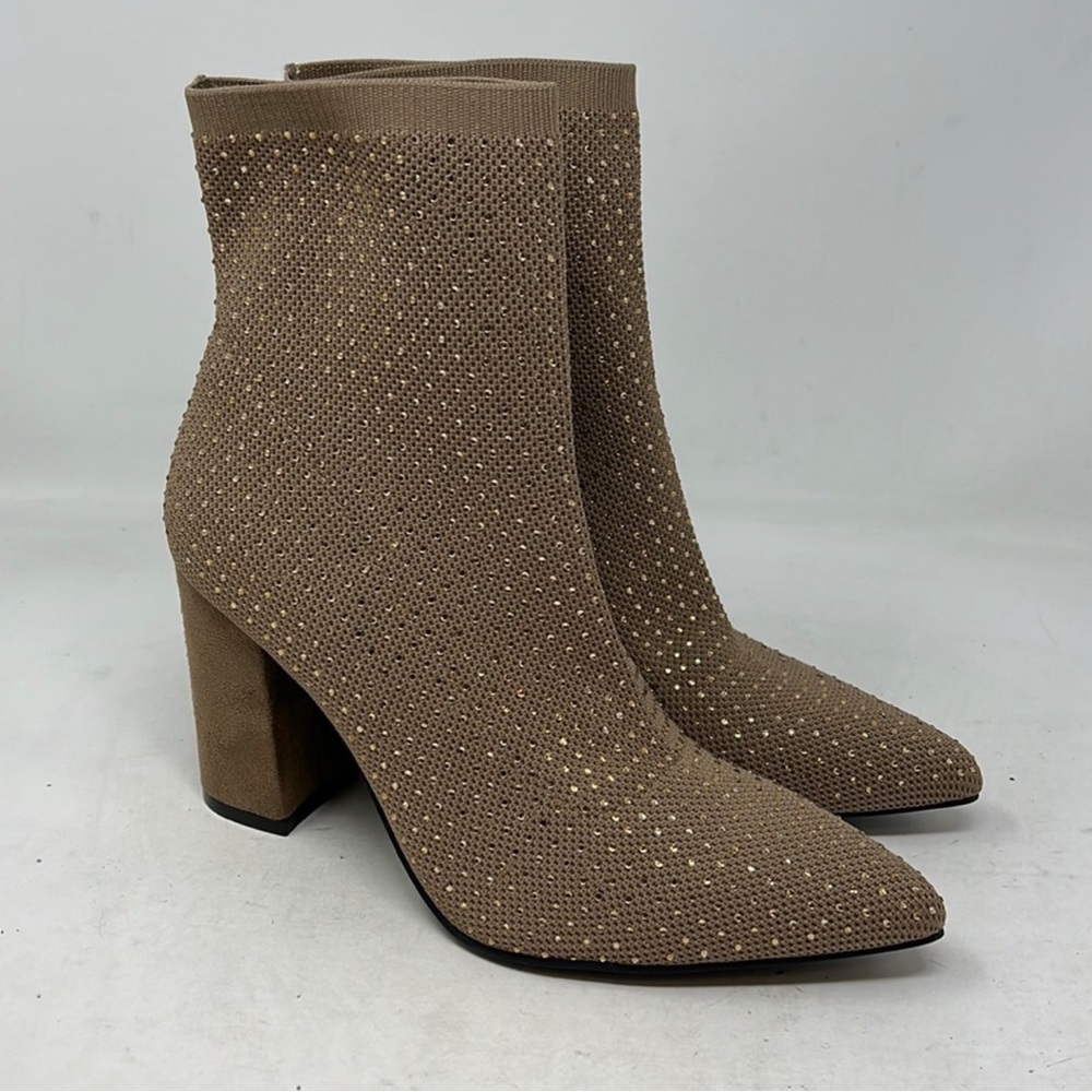 Elegant Tan Ankle Boots